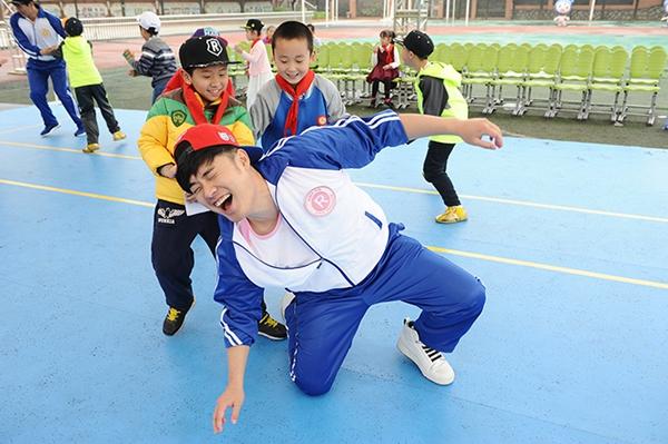 陈赫被赞“跑男智囊团”网友封其 “智慧之星“