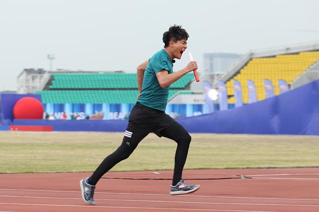 《来吧冠军》上演飞人大战 孙艺洲尹正被吓跑