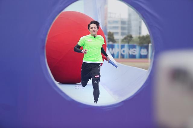 《来吧冠军》上演飞人大战 孙艺洲尹正被吓跑