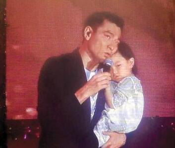 女儿迎四岁生日 刘德华称已经准备好了礼物