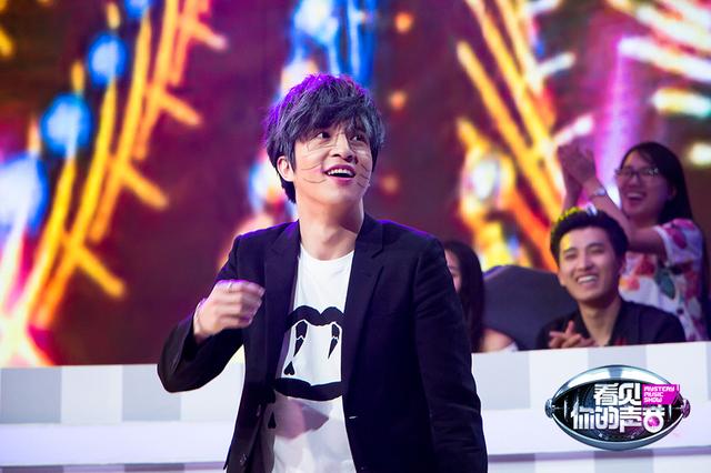 《看见你声音》薛之谦变花脸猫 表白俄罗斯美女