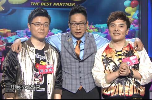 林海与美女欢乐共舞 “活段子”拍档终获奖金