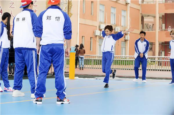 《跑男》陈意涵热搜第一 节目金句成网络流行语