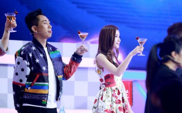 《看见你的声音》迎女性专场 搜音团徐立秀美背