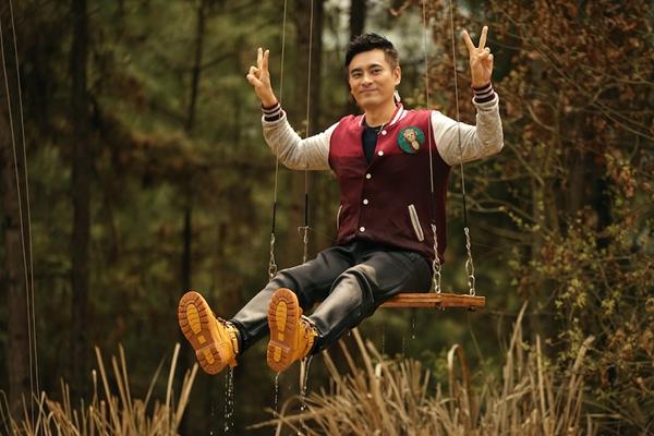 陈龙《疯狂的丛林》鬼马暖萌  隔空示爱章龄之