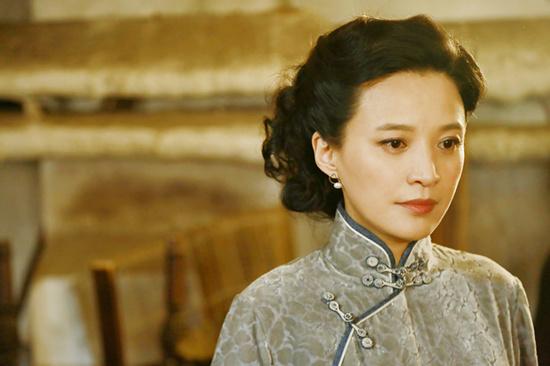 《父亲的身份》热播 李煜玩转年代潮范儿