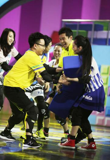 《拜托拿稳》登陆山东卫视 小沈阳夫妇反目