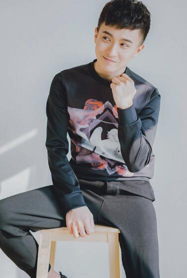 李政阳参演《凤凰无双》 影坛新力量蓄势待发