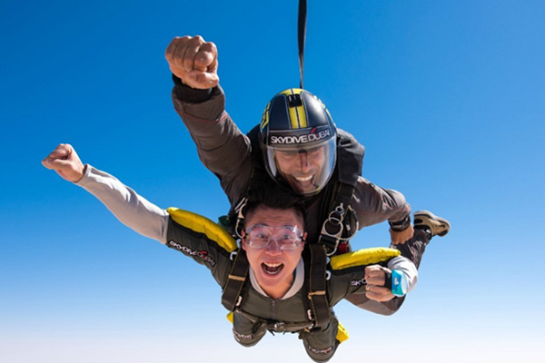 出境录节目有多难？ “被打黑工”的不只鹿晗