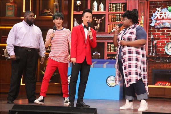 神秘蒙面人亮相 郭麒麟加盟《天天》“X兄弟” 