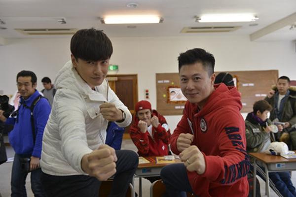 植树湘琴上热搜  郑元畅上演现实版全能男神