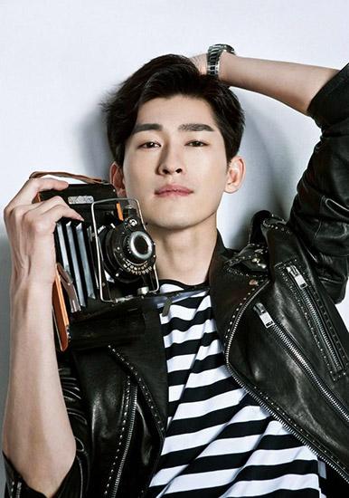 《山海经》眼妆再掀热议 张翰工作室情怀发声