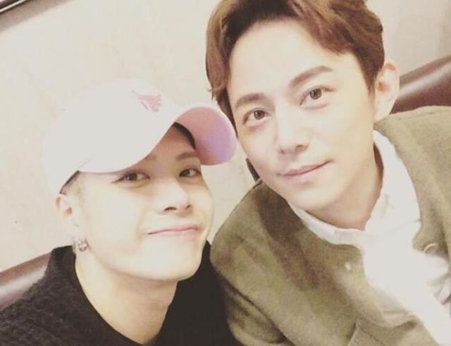 撒贝宁家庭地位首度曝光 撒白甜你也有今天