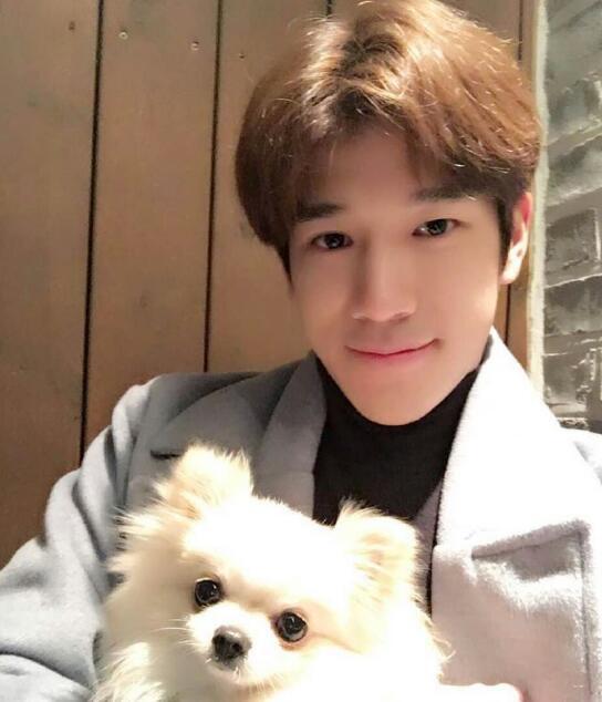 撒贝宁家庭地位首度曝光 撒白甜你也有今天