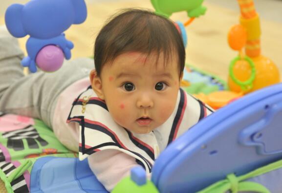 修杰楷入伍  咘咘《妈妈是超人》遭“奇袭”