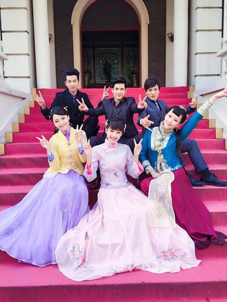 高颜值画风美！孙怡示范民国照相标准POSE