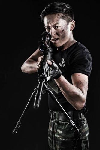 《反恐》二轮播映 朱雨辰：想演黑社会老大