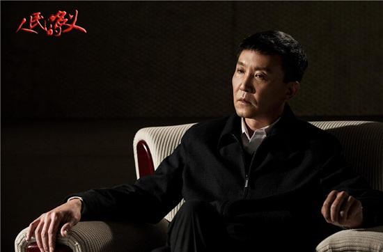 吴刚《人民的名义》杀青 坦言演干部感触良多