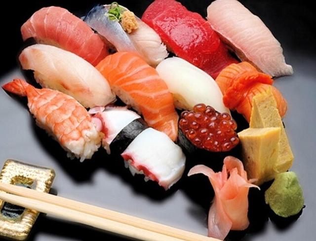 撒贝宁家庭地位首度曝光 撒白甜你也有今天