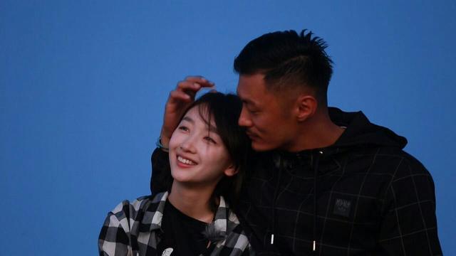 《相爱2》宇宙CP再现最美告白 周冬雨为爱勇敢