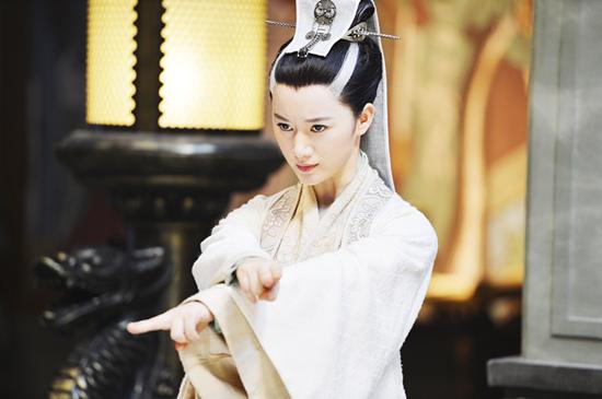 小土豆郭晓婷回归演奶奶 《云之凡》燃情返荧屏