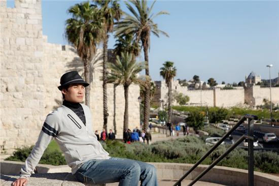 《鲁豫的礼物》张铎变身霸道总裁 开启全能模式