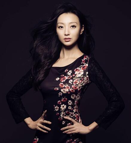 暌违七年 郝洋谍战剧《半步之遥》霸气来袭