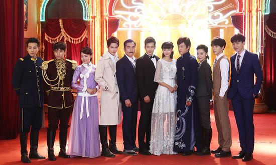 《人生若如初相见》首探班 徐正曦化身国民初恋