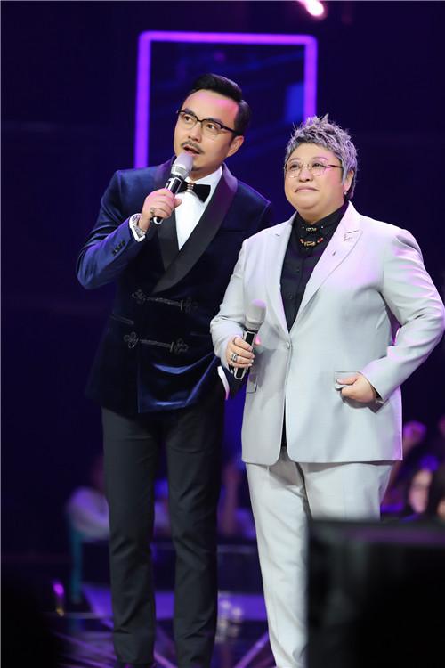 《我想和你唱》唱《栀子花开》 韩红隔空喊何炅