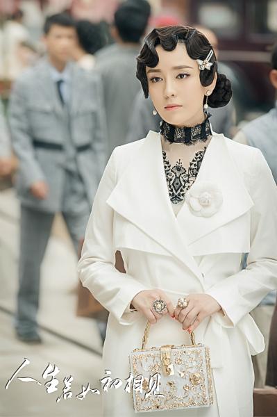 《人生若如初相见》首探班 吕佳容爆剧组趣事