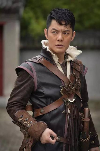 《玉海棠》傅程鹏大反转 特工遇爱变“小强”