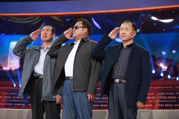 《等着我》再现英雄事迹 爱国情怀获网友点赞