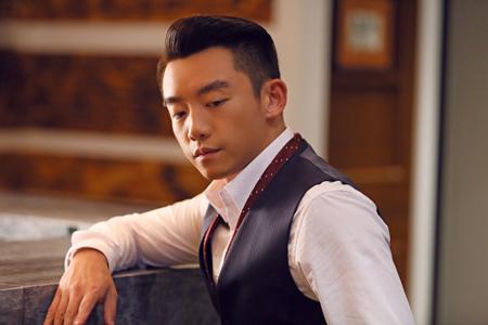 《那年青春》点击率破15亿 郑恺痴心苦等刘诗诗