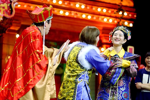 《娜说》收官欢乐眼泪齐飞 谢娜搭档贾玲说相声