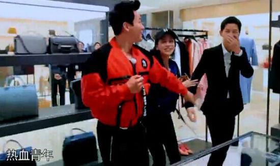 《跑男4》让宋仲基当“花瓶”，仰视的心态好尴尬