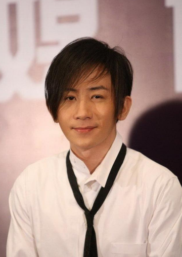 刘谦答淡出央视：家人更重要 随时准备回归