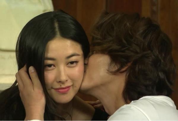 80后的回忆都在这：纪存希和湘琴直树还有挂居