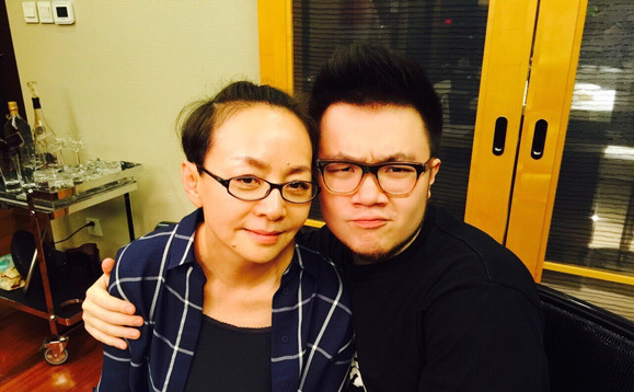 巴图回应节目争议：宋丹丹发微博是心疼自己