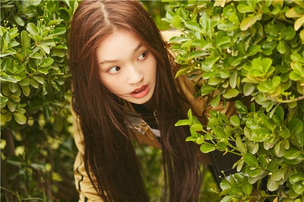 林允勇闯夺旗阵 《全员2》勇挑大梁秒变女汉子