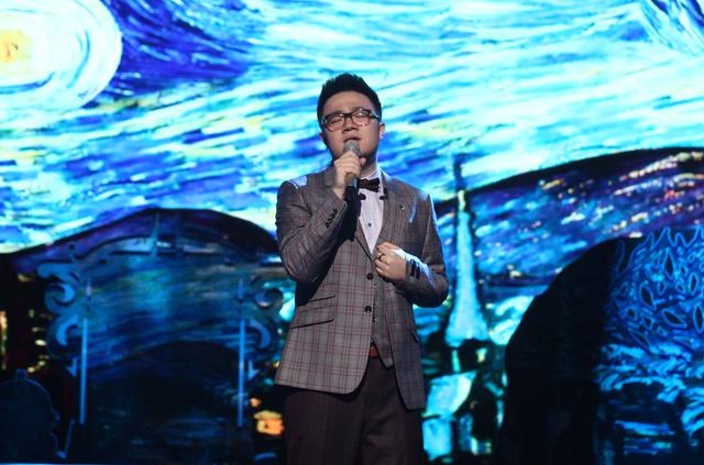 《跨界》巴图彩排照曝光 暖男造型完美“翻盘”