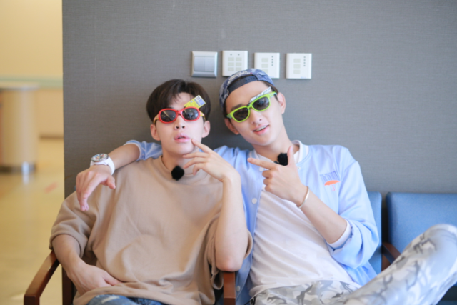 《放开我北鼻》虐鲜肉 Henry变“人肉马桶”