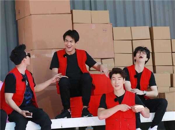 《挑盟》默契再升级 连环互坑“城会玩”