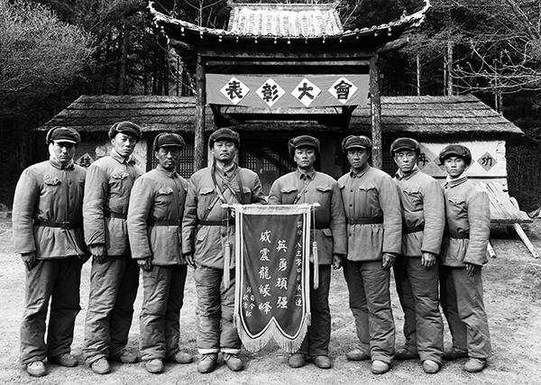 《三八线》热播 张洪睿战卫华建“革命友谊”