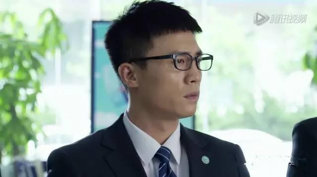 媒体无新旧，活下来就是强者//传媒人怎么看《女不强大天不容》