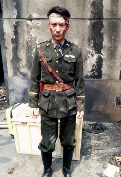 金楷杰《狭路》热播 “弃暗投明”展浩然正气