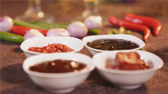 《食鉴出真知》菠萝市场大变身 价值翻涨100倍