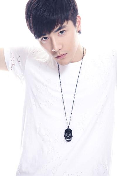 邓宁《重耳传》挑战爱恨情仇 分享表演心得