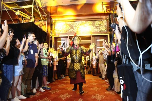 小岳岳宋小宝双双被嫌弃 张卫健怀念韦小宝时代