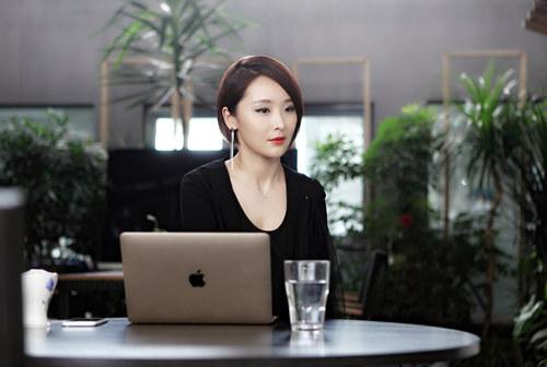 《老妈的桃花运》热播 李曼何赛飞成闺蜜式母女