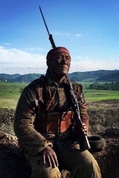 《三八线》收官 机枪班常荻谈幕后艰辛引人落泪